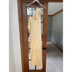 PETAL & PUP Aila Rosette One Shoulder Dress in Butter Yellow Size XS thumbnail 7