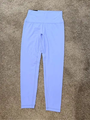 NWT Aritzia Golden BUTTER Cheeky Hi-Rise 26" Legging day flower blue size 10 thumbnail 8