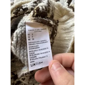 American Eagle Women Size Small‎ Cardigan Sweater Button Down Knit Crop Y2K City thumbnail 9