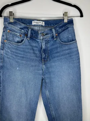 Abercrombie & Fitch Low Rise 90s Straight Jeans thumbnail 2