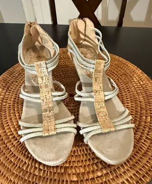 Dexflex Comfort Womens Silver Strappy Cork Wedge‎ Sandals Back Zip Size 8 thumbnail 1