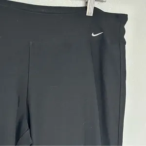 Nike Dri-FIT Black Athletic Pants Joggers Women’s Medium Stretch thumbnail 3