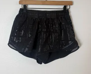 Lululemon Hotty Hot Short II *Long 4" Manifesto 20YR Manifesto Foil Black Black thumbnail 1