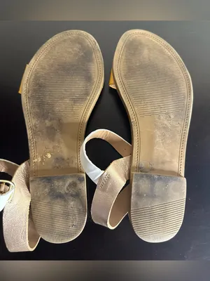 Steve Madden Yellow Front-Strap Sandals with Neutral Wrap Straps thumbnail 8