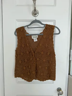 Vintage Crochet Vest Top in Brown Size M thumbnail 2