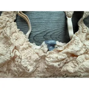 Aerie‎ Tan/Beige Bralette Size Medium thumbnail 3