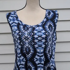 Fig & Blu Sleeveless Tie Dye Tunic Top | Tie Dye Sleeveless Shirt thumbnail 2