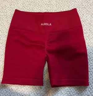 Aurola Scrunch Gym Shorts Size M thumbnail 1