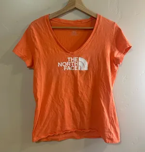 The North Face Women’s Half Dome Logo V Neck T Shirt Medium Orange thumbnail 1