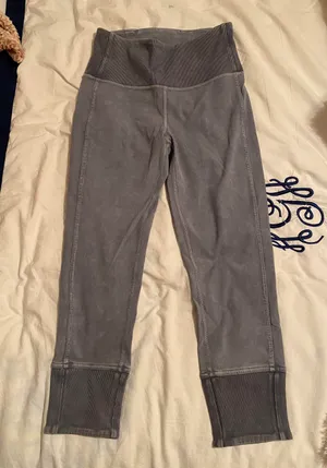 Lululemon Legggings thumbnail 1