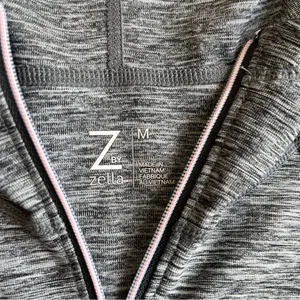 Z By Zella Hoodie Shirt Womens Medium Gray Reflective Running Outdoor 1/4 Zip thumbnail 2
