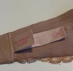 Victoria’s Secret Lace Strapless Bra thumbnail 3