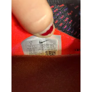 Nike max Airmax 2021 flyknit black with hyper pink sneakers women's‎ size 9 thumbnail 9