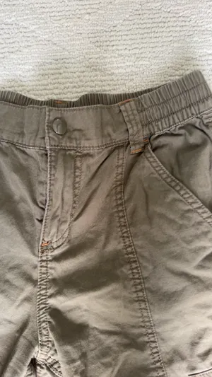 Army Green Hollister Cargo Pants thumbnail 2