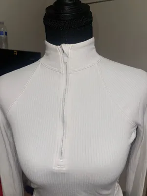 Lululemon top  thumbnail 9
