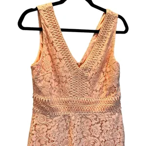 NWT Francesca's Mini A-line Dress Floral Lace Sleeveless Size‎ Medium thumbnail 2
