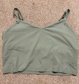 Lululemon Top thumbnail 1