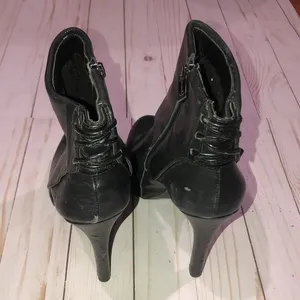 Jessica Simpson black leather booties thumbnail 3
