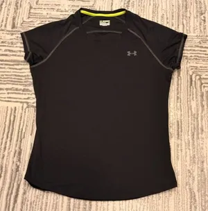 Under Armour women's large semi-fitted Heatgear black shirt thumbnail 1