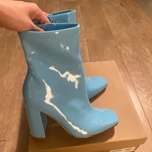 Steve Madden Womens Lynden Square Toe Side Zip Block Heel Ankle Boots Blue 7.5 thumbnail 5
