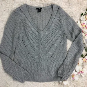 H&M Cable Knit Gray Lightweight Sweater Size Small thumbnail 5