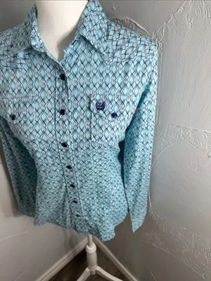 Cinch Women's Light Blue Printed Button-Down Shirt thumbnail 7