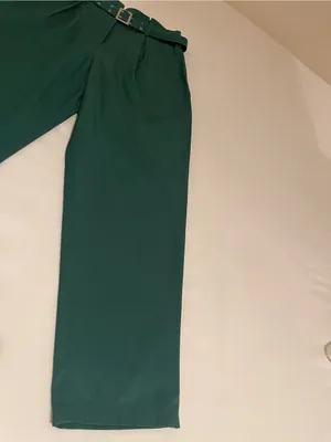 H&M High-Waisted Green Trousers – NWOT thumbnail 5