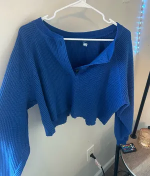 Old navy blue cropped thermal long sleeve  thumbnail 1