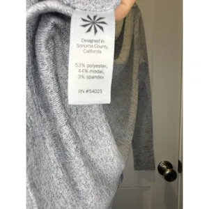 Athleta Pose Top Women’s Marl Grey Long Sleeve Heather Tunic High Low Hem Medium thumbnail 5
