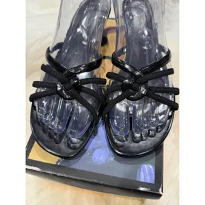 Predictions Women's 9.5 Black Strappy Kitten Heel Sandals Y2K 62333-04 Jubilee thumbnail 3