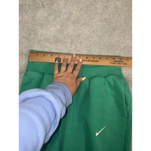 Nike Sportswear Club Fleece Jogger Pants Women's S Kelly Green Swoosh thumbnail 8