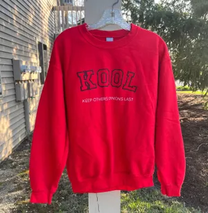 Gildan Red Pull Over Sweatshirt Medium thumbnail 1