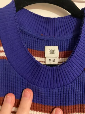 NWOT Blue/White/Red Striped Razorback Tank thumbnail 3