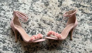 Elegant Pink Floral Women's Heels Size 7 thumbnail 1