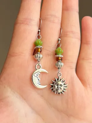 Handmade moon & sun vintage fairy whimsy dangle earrings☀️🌙 thumbnail 4