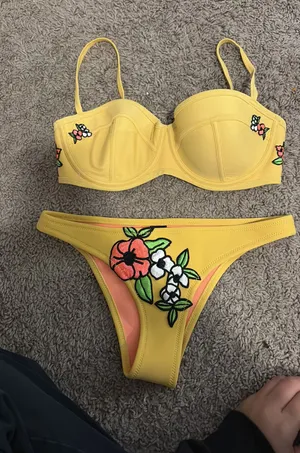 Yellow Triangl Bikini Set thumbnail 1
