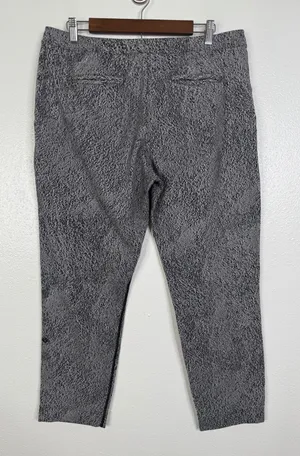 Lululemon Pant 12 Black White Textured Crackle Print Trousers thumbnail 1