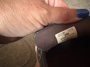Nearly new brown Eastland dress shoes. Goes great with a dress pant or jeans ! thumbnail 2