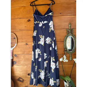 NWT Lulus Radiant Occasion Navy Blue Floral Satin A-Line Maxi Dress Cruise Sz M thumbnail 7