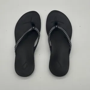 OluKai Ho'opio Black White Striped Flip Flop Sandals Womens 7 thumbnail 2