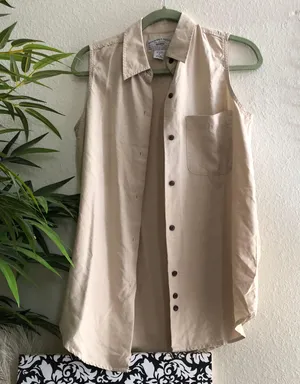 Abercrombie beige sleeveless button up down shirt with one front pocket loose flowy 100% SILK thumbnail 1