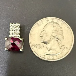 925 Sterling Silver Red Gemstone Garnet Cushion Cut Pendant 2g. thumbnail 3