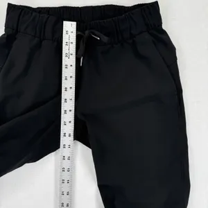 Lululemon On The Fly Pant‎ Woven 28" Size 4 Athletic Casual thumbnail 4