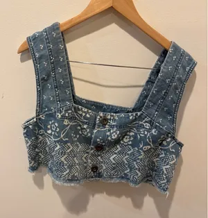 Free People Blue Floral Print Denim Crop Top Button Front Square Neck Medium thumbnail 1