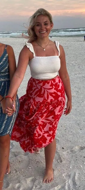 red and pink skirt Size XS thumbnail 1