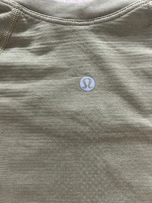lululemon athletica swiftly tech size 4 -like new thumbnail 4