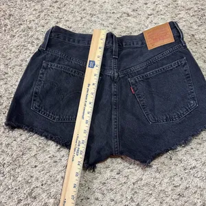 Levi's 501, size‎ 28 black jean shorts thumbnail 8