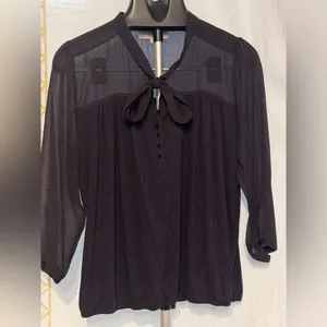 LOFT Navy w/ red polka dot sheer buttoned blouse size large thumbnail 2