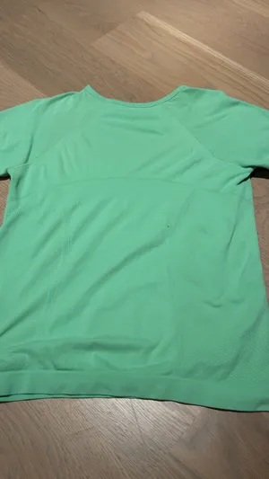 Green Athleta Top thumbnail 3