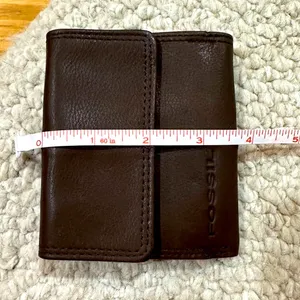 FOSSIL Classic Dark Brown Leather Wallet NWOT thumbnail 10